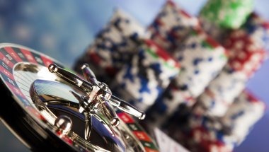 Koprok hand rankings guide and betting round tutorial